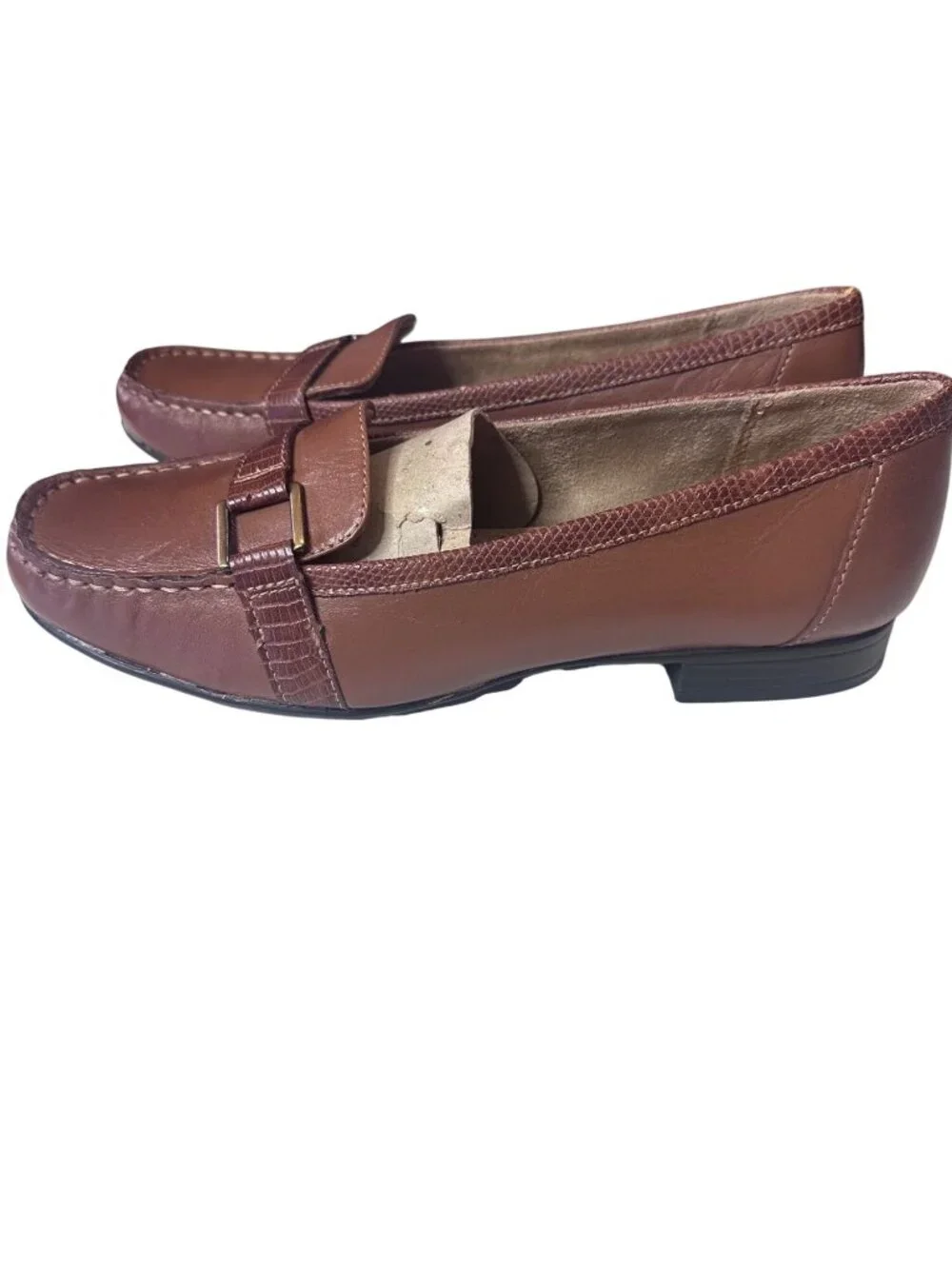 Naturalizer brown leather loafers size 9W